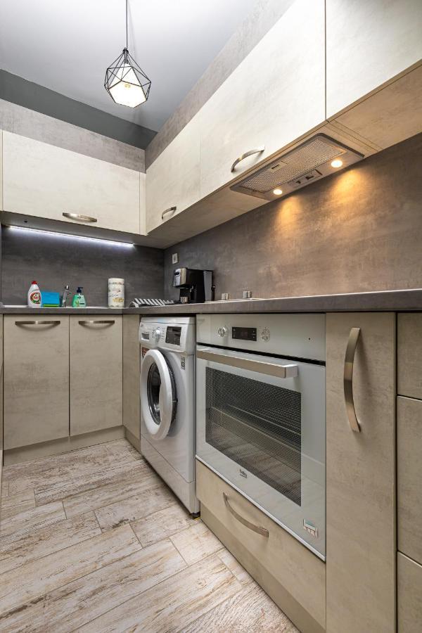 Modernly-Designed 1Bd Apartment With A Nice Terrace Plovdiv Buitenkant foto